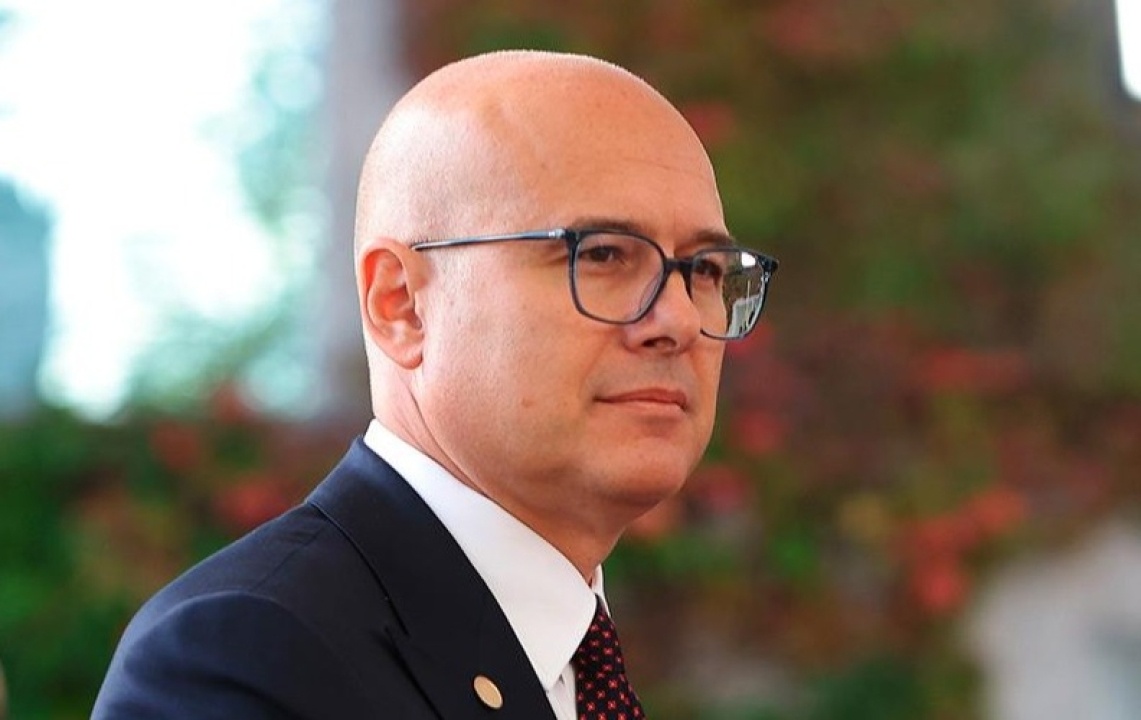    Парламент Сербии принял отставку премьера Вучевича