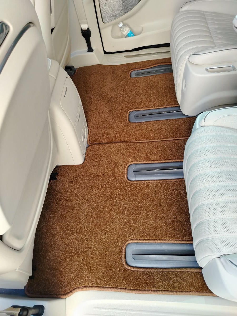 Коврики на VOYAH DREAM коричневые материал премиум.