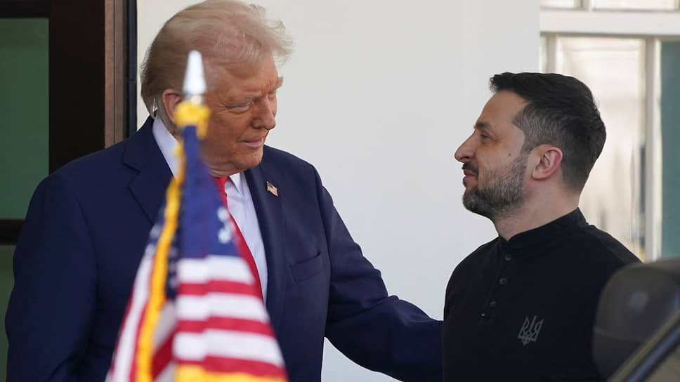 Дональд Трамп (слева) и Владимир Зеленский.📷Фото: Nathan Howard / Reuters