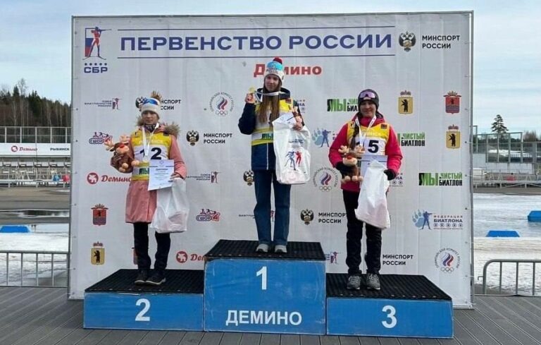    Оренбурженка Яна Бекк стала бронзовым призером первенства России по биатлону Андрей Севостьянов