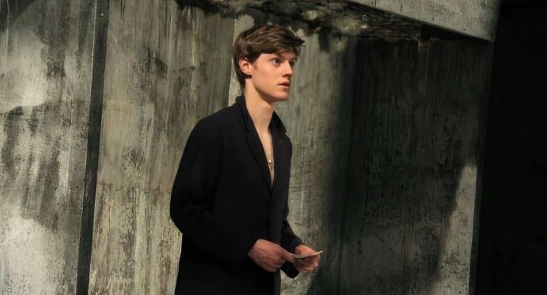 Павел в театре