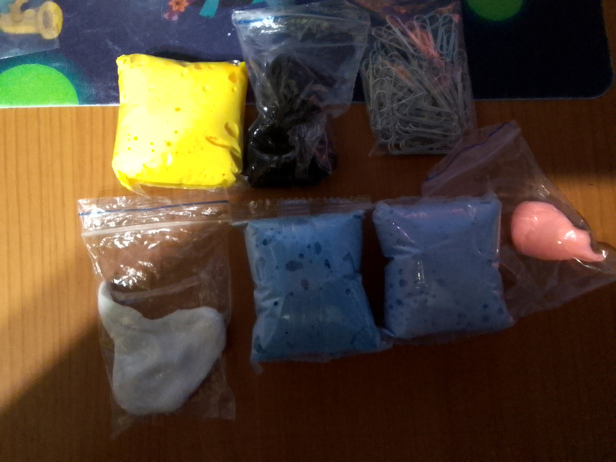 Нам надо вот эти цвета 