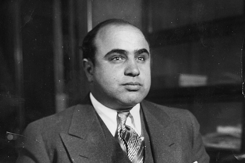 Капоне в 1930 году: улыбка до ареста