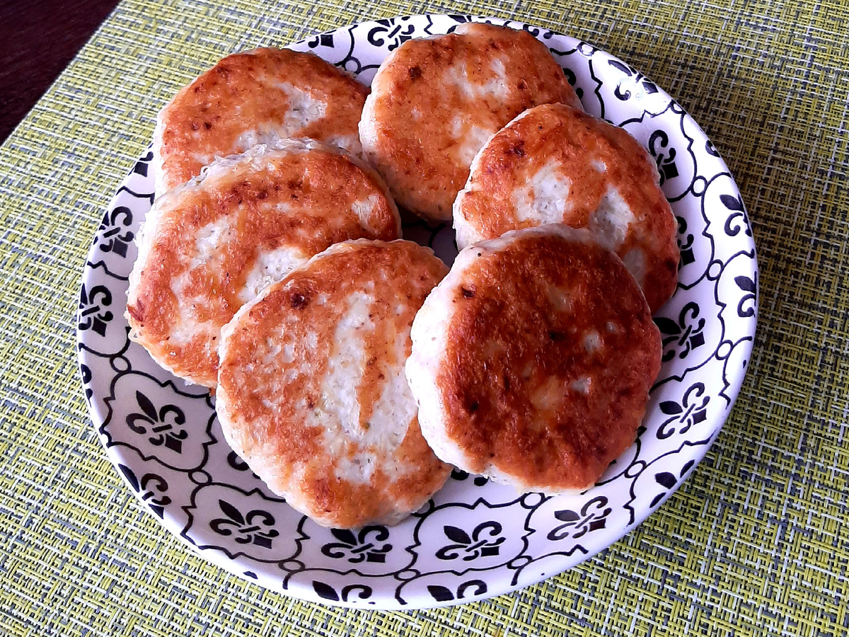 Ленивые зразы с курицей и картофелем