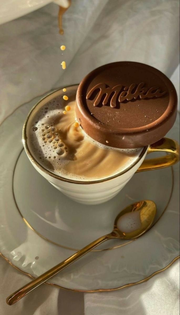 Гурманские парфюмы — это ароматы, в которых доминируют сладкие, "съедобные" ноты