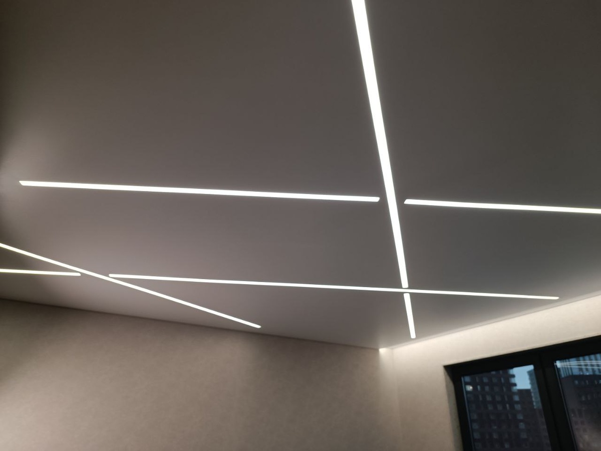 теневой профиль EURO KRAAB и световые линии