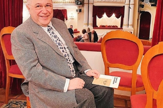    Евгений Петросян