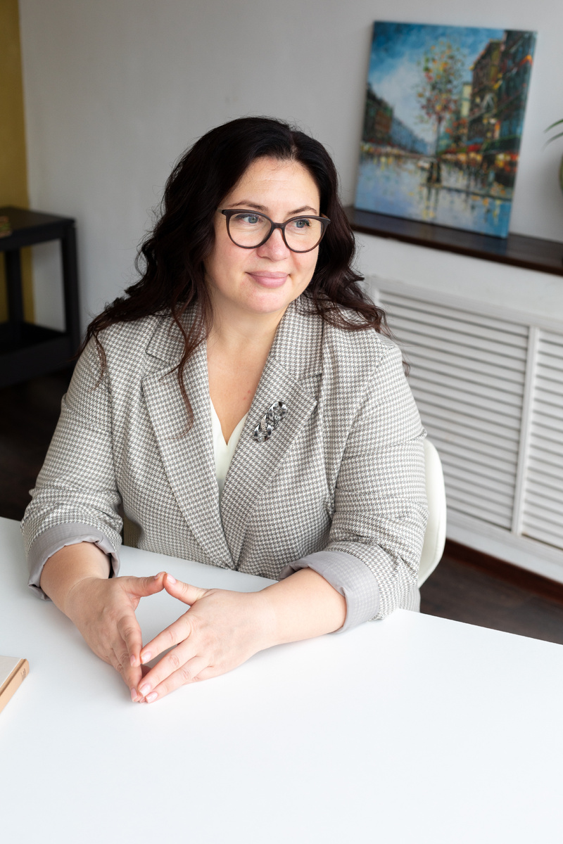 Инструкции и регламенты необходимы. Но они не отменяют того, что нужно еще и уметь думать, анализировать, делать выводы.