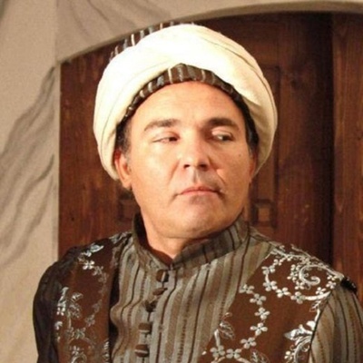 - Хюррем-султан ждёт Вас в углу.