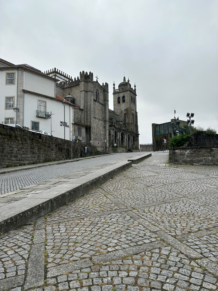 Кафедральный собор Порту