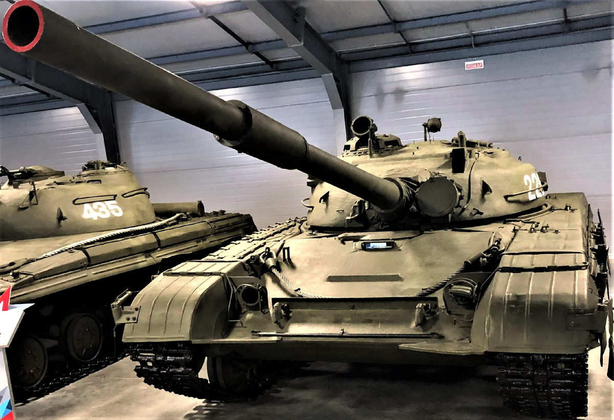 Труба ствола пушки 2А26 не оснащалась теплозащитным кожухом.