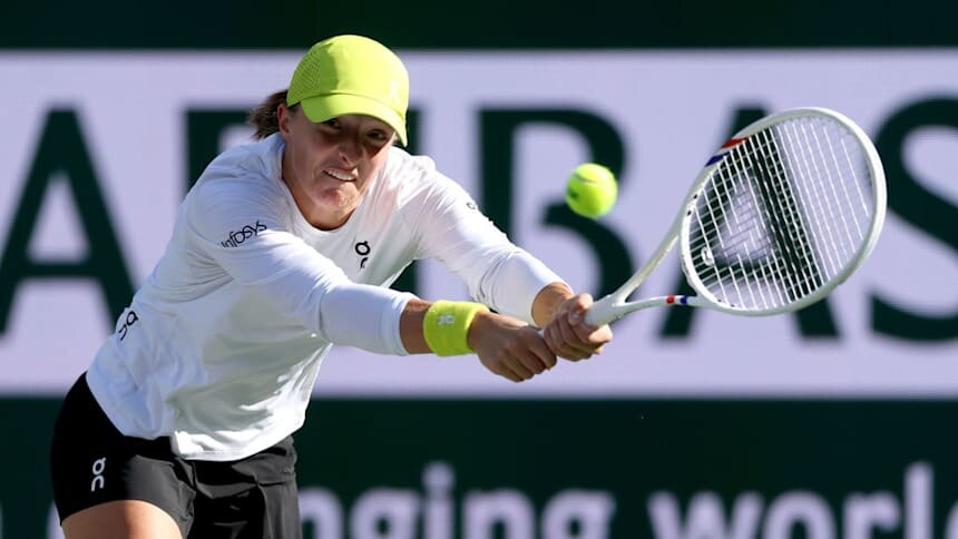 Прервет ли Ига Швентек серию поражений от Мирры Андреевой? (2025 Getty Images)