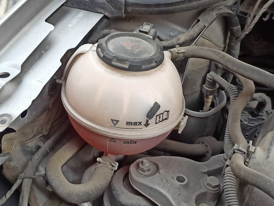 Расширительный бочок vw polo