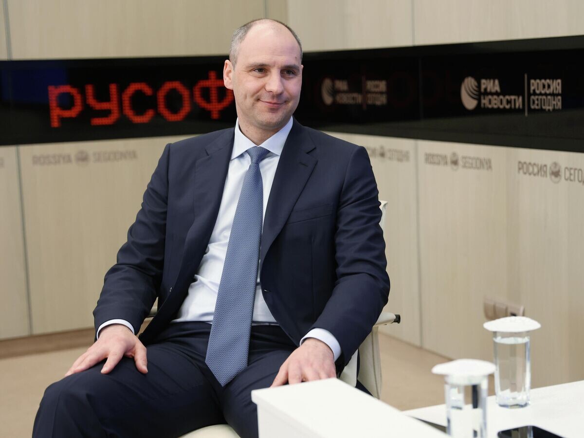    Губернатор Оренбургской области Денис Паслер© РИА Новости / Владимир Песня