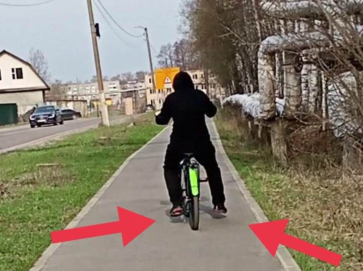 Ниндзя на велосипеде.