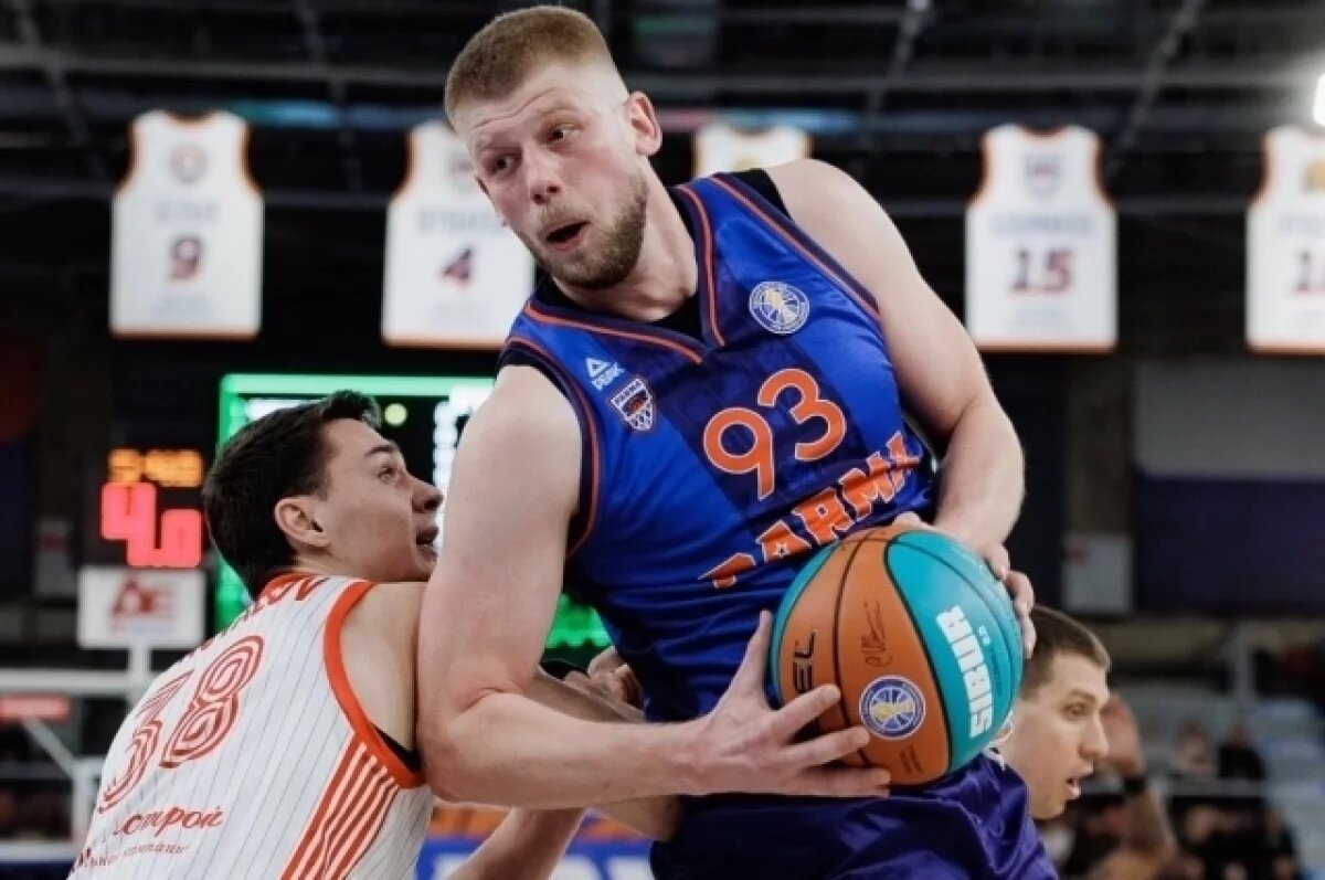    Игра была напряжённой и эмоциональной.