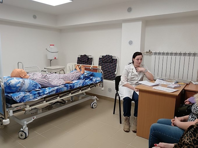 Щукина Елена Сергеевна рассказывает об особенностях ухода за лежачими больными