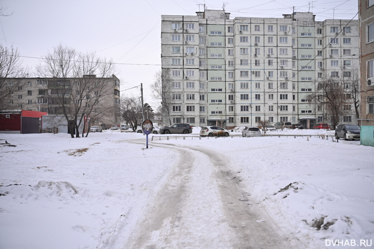    Здесь планируется обустроить выезд на Пионерскую с переулка Молдавского