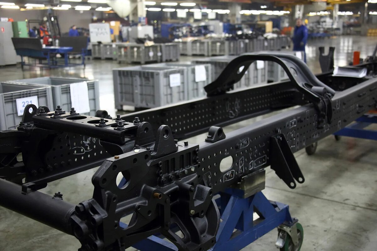 Первое шасси для автомобилей серии К5 "КАМАЗ"