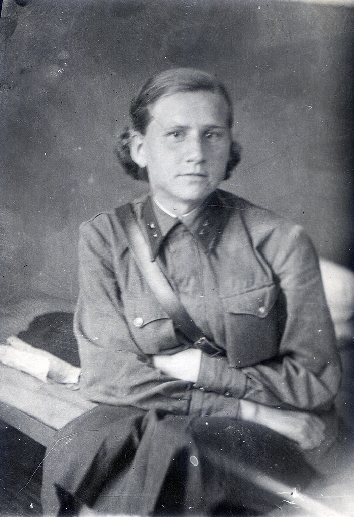 Военный фельдшер Елена Шибаева, 1941 год. фото из ria.ru