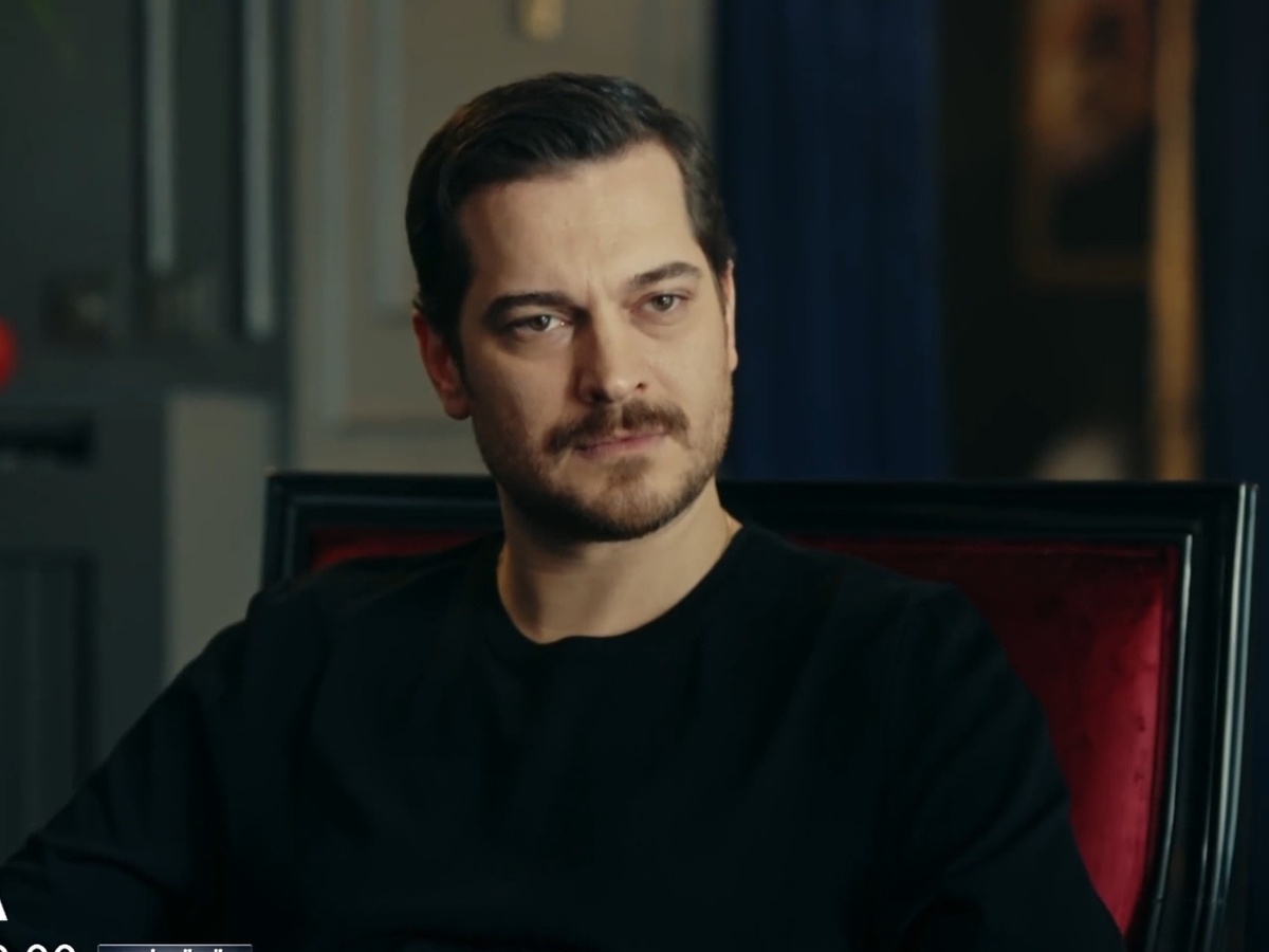 кадр из сериала "Сон Эшрефа"