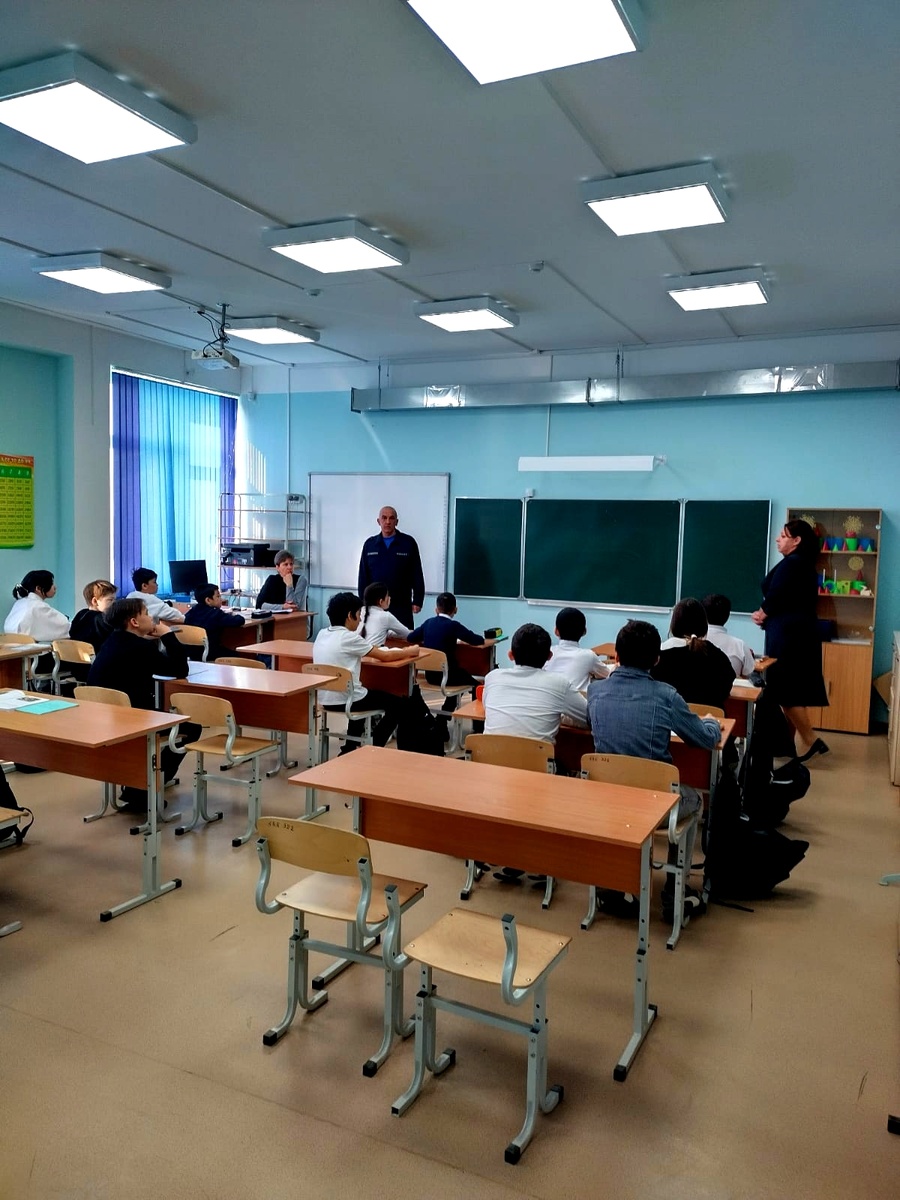 Волгоспас в гостях у школьников Наримановского района