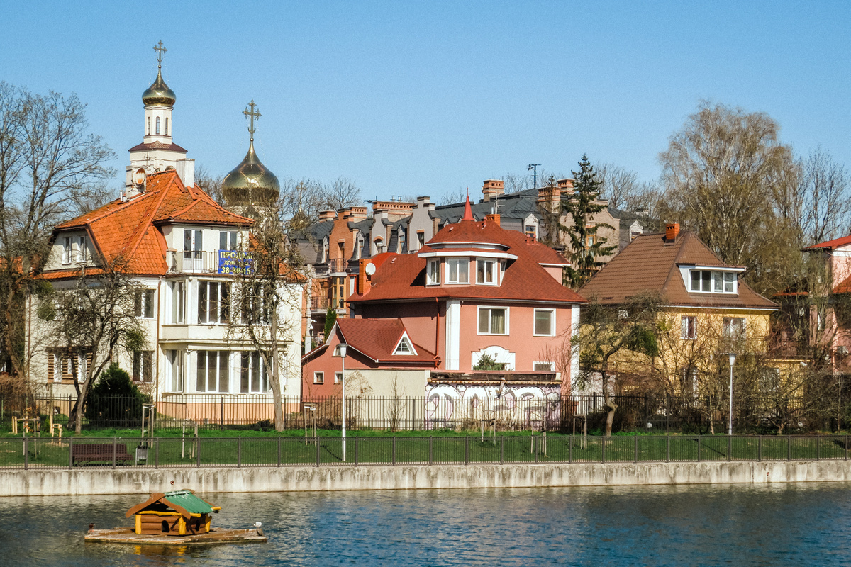 natussi andreeva, Shutterstock