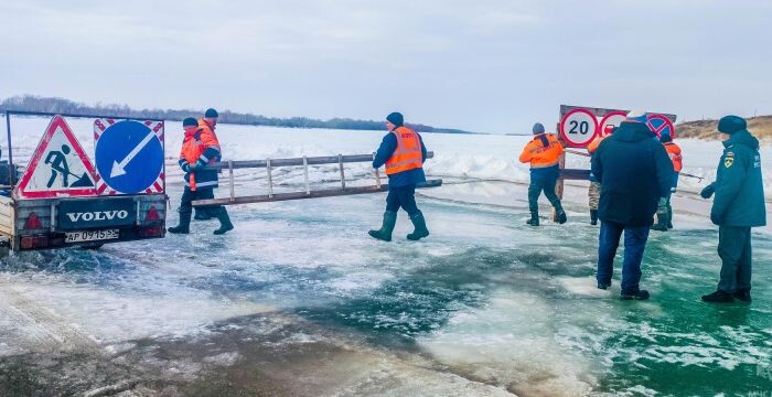 В Омской области продолжают закрываться ледовые переправы