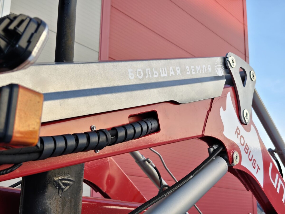 Продлили внутреннее усиление в районе окна с проваркой. Трещины на углах окон исключены.