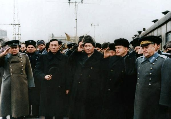 16 декабря 1949 года. Председатель ЦК КПК, председатель народного правительства КНР Мао Цзэдун в Москве