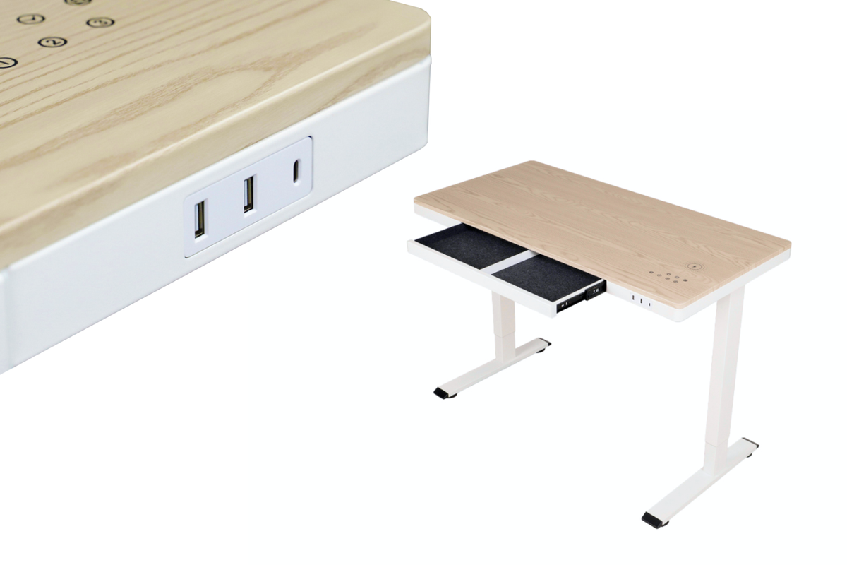 LA-T33-E4A шириной и глубиной 140 х 70 сантиметров. Высота меняется от 70 до 120 сантиметров. Цена — 59 602* рубля.