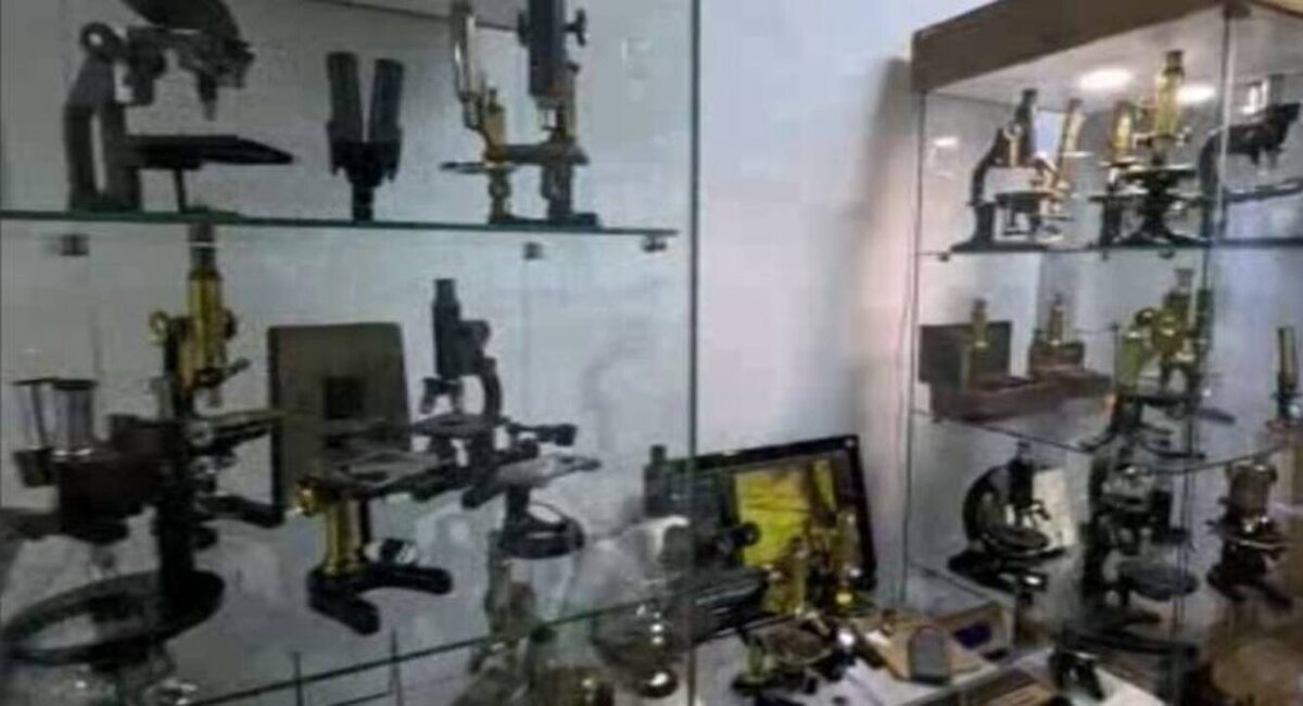    Открылась выставка микроскопов в Курском музее археологии