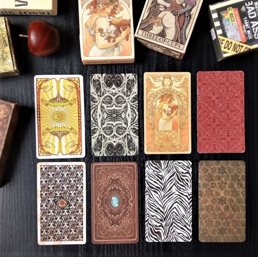 Счет идет слева направо сверху вниз.