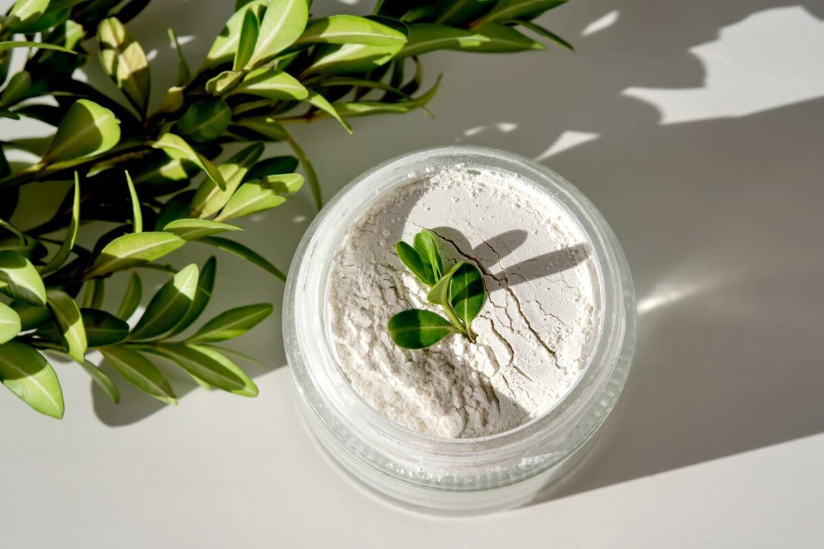 marevgenna / Shutterstock / FOTODOM📷Косметологи советуют использовать энзимную пудру не чаще двух раз в неделю