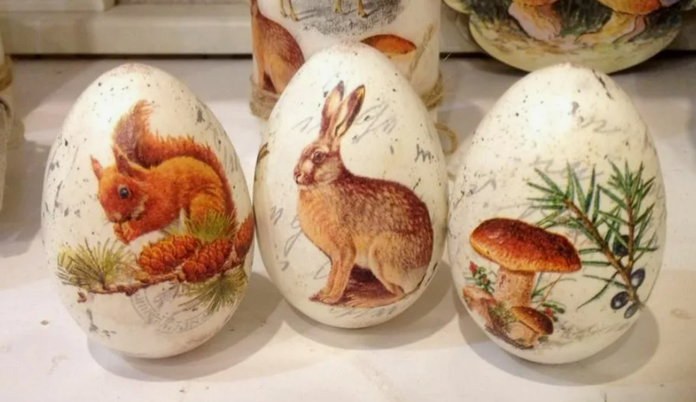 Яйца в технике декупаж