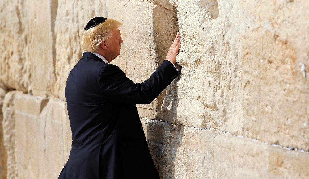 Трамп пообещал восстановить храм в Израиле