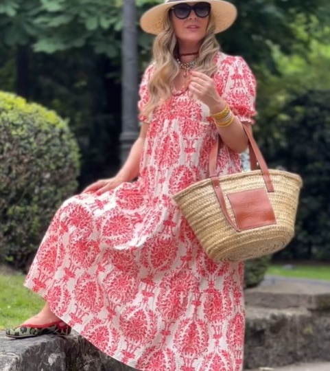 Летнее платье женщины после 50 - идеи для вдохновения, 18 фотографий