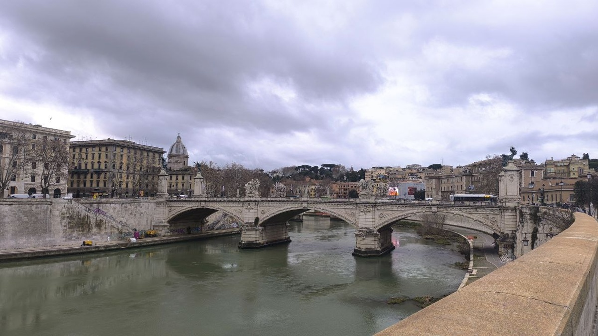 Вид на реку Тибр