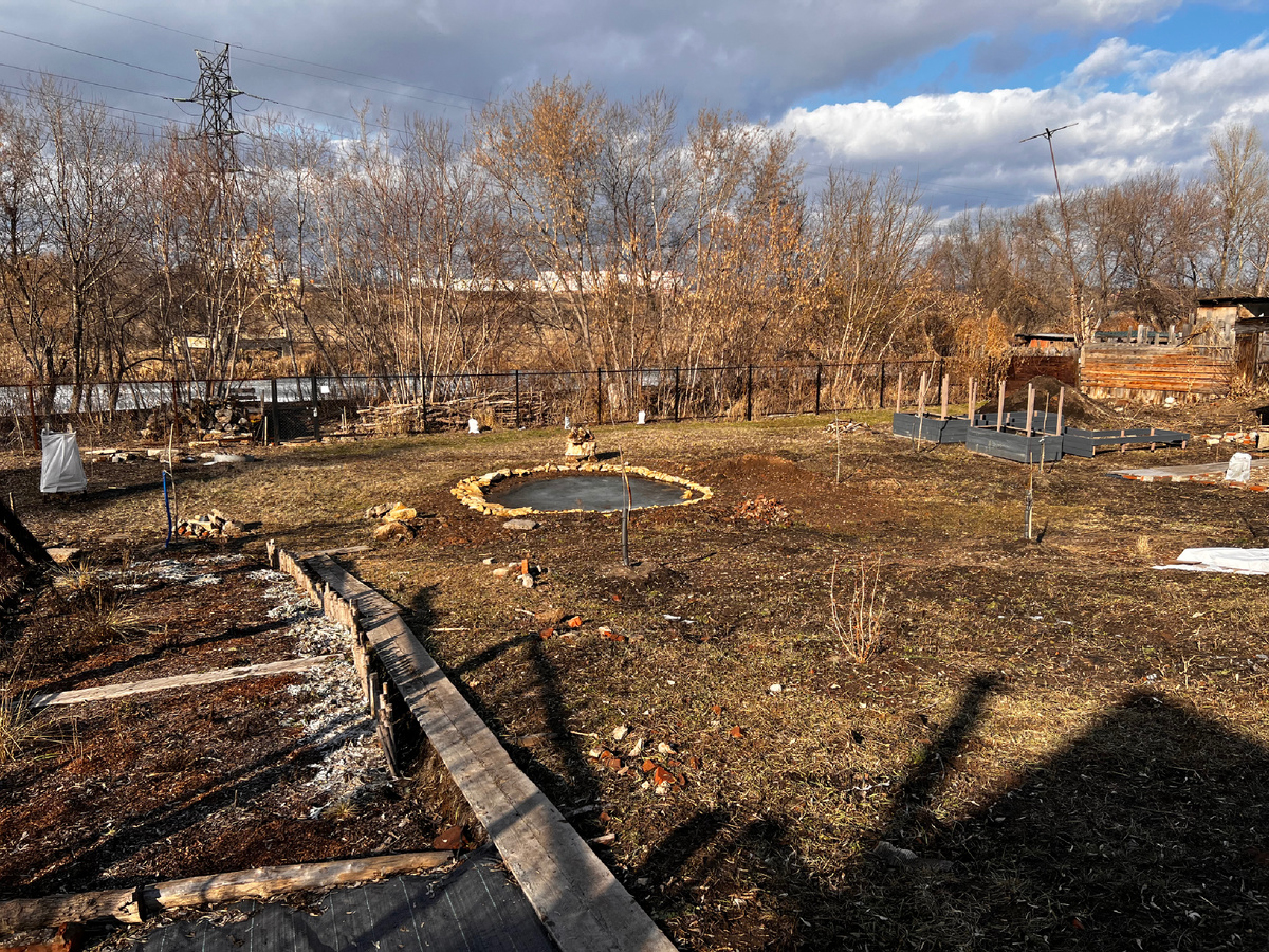 Лысенько пока, но надеюсь не надолго. Годика 3-4 и будет по другому