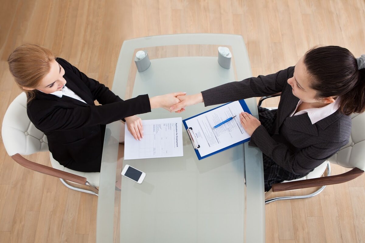    Почему опыт работы по трудовому договору важен для эйчаров