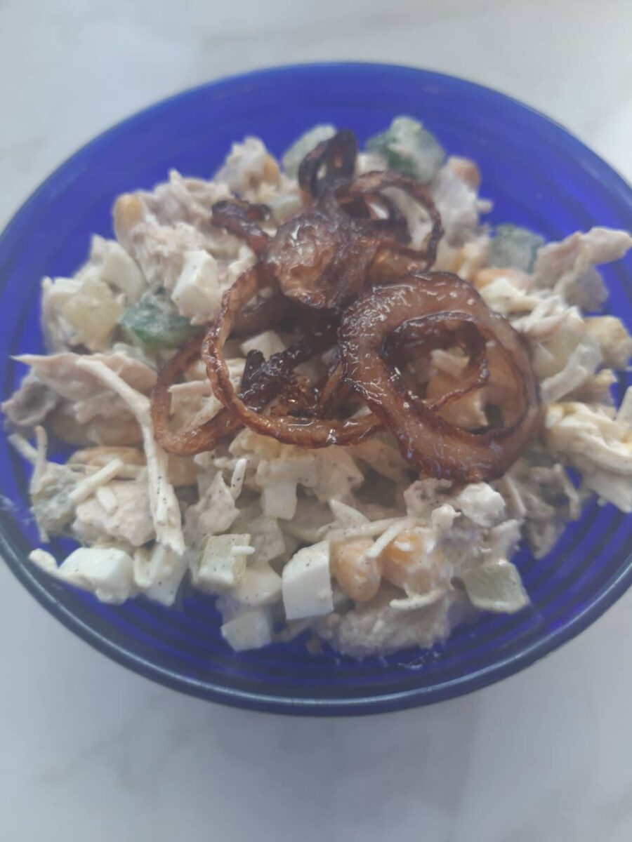 Салатик прост до безобразия  и также вкусен