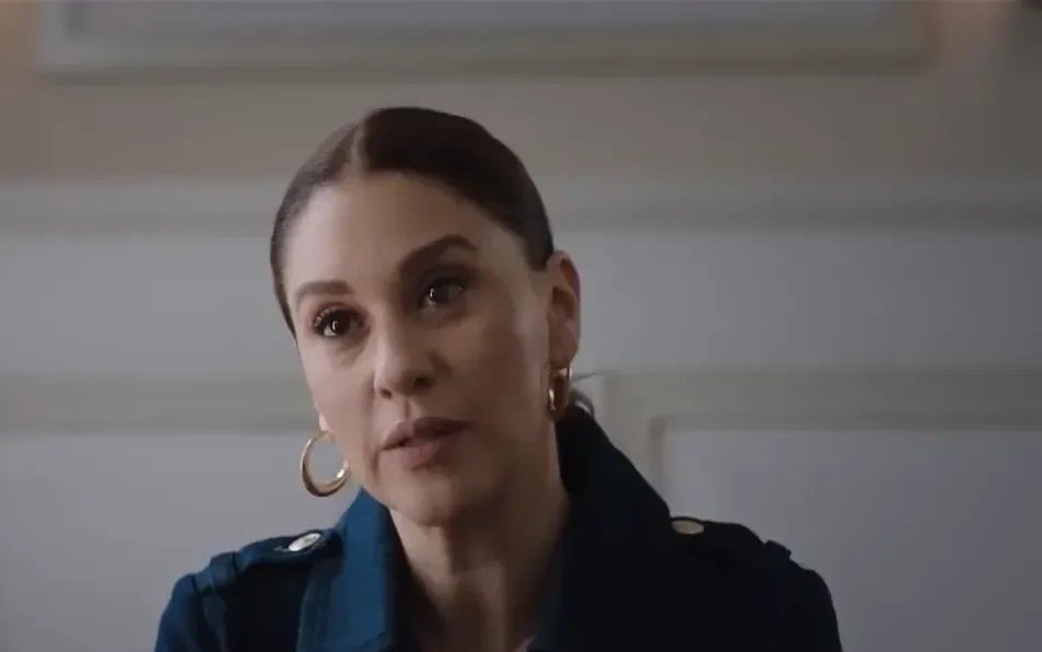 Здесь и далее в статье - кадры из сериала Клюквенный щербет