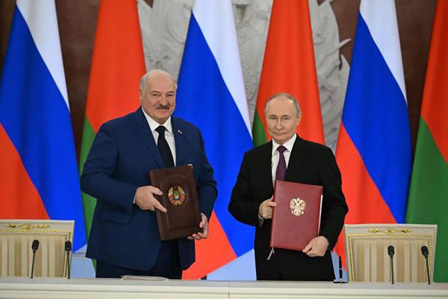     Когда связывают мосты дружбы...