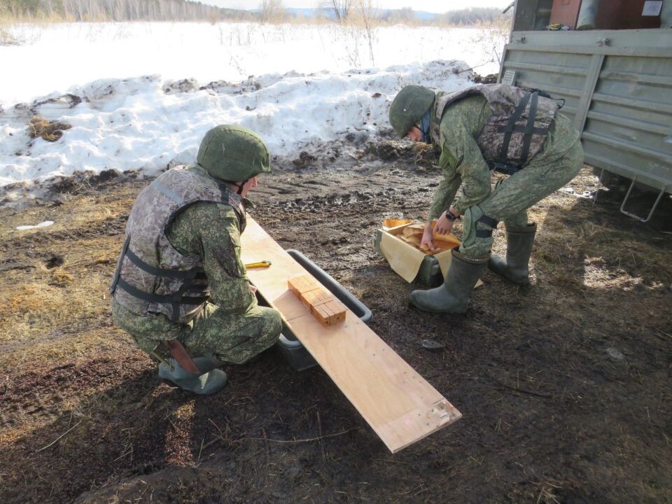    Подрыв затора на реке. Источник: Правительство Алтайского края