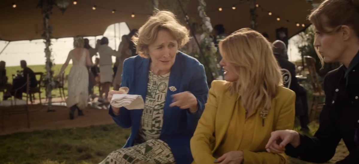 Кадр из сериала "Заговор сестёр Гарви" (реж. Д. Уолш и др.; 2024)