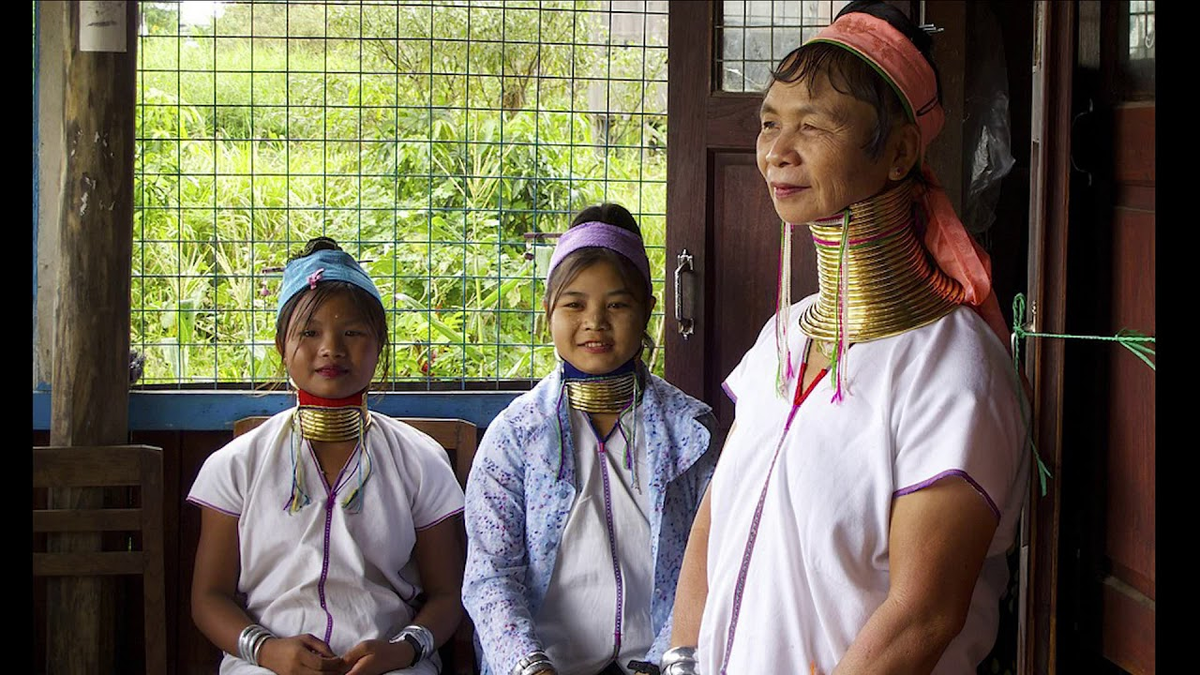 Представительницы племени Падаунг