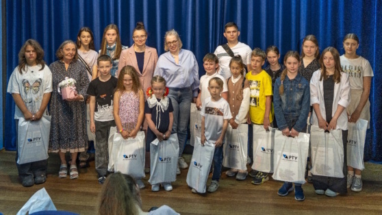    "Ростерминалуголь" поддержал фестиваль детского творчества ©Пресс-служба АО «Ростерминалуголь»