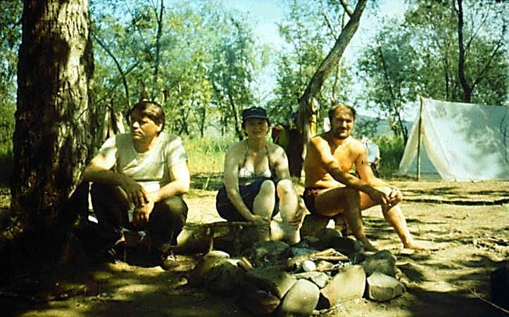 25.07.90, лагерь в плавнях реки Уда.