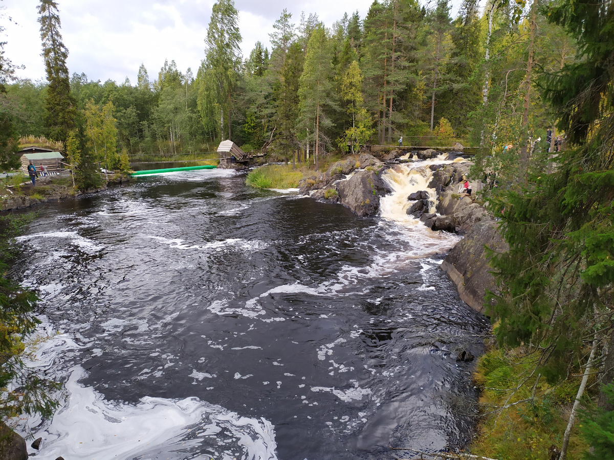 Снято мной в Карелии, но пейзажи похожи на финские