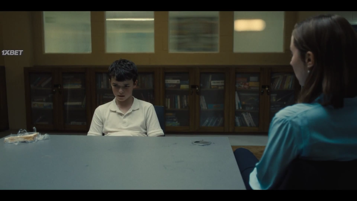 Кадр из сериала.